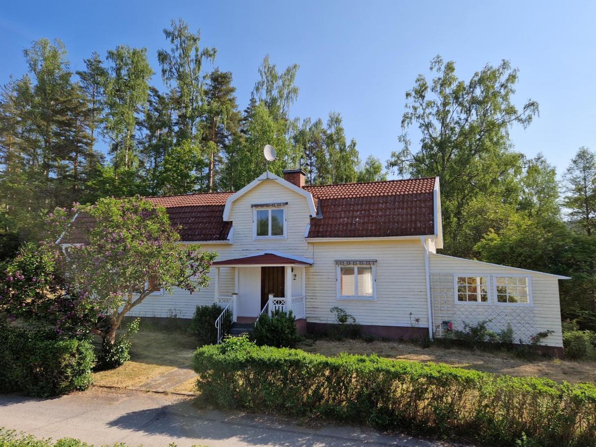 Ferienhaus In Loenneberga Exterior foto